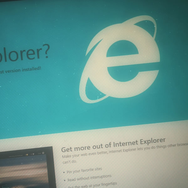 ie-logo